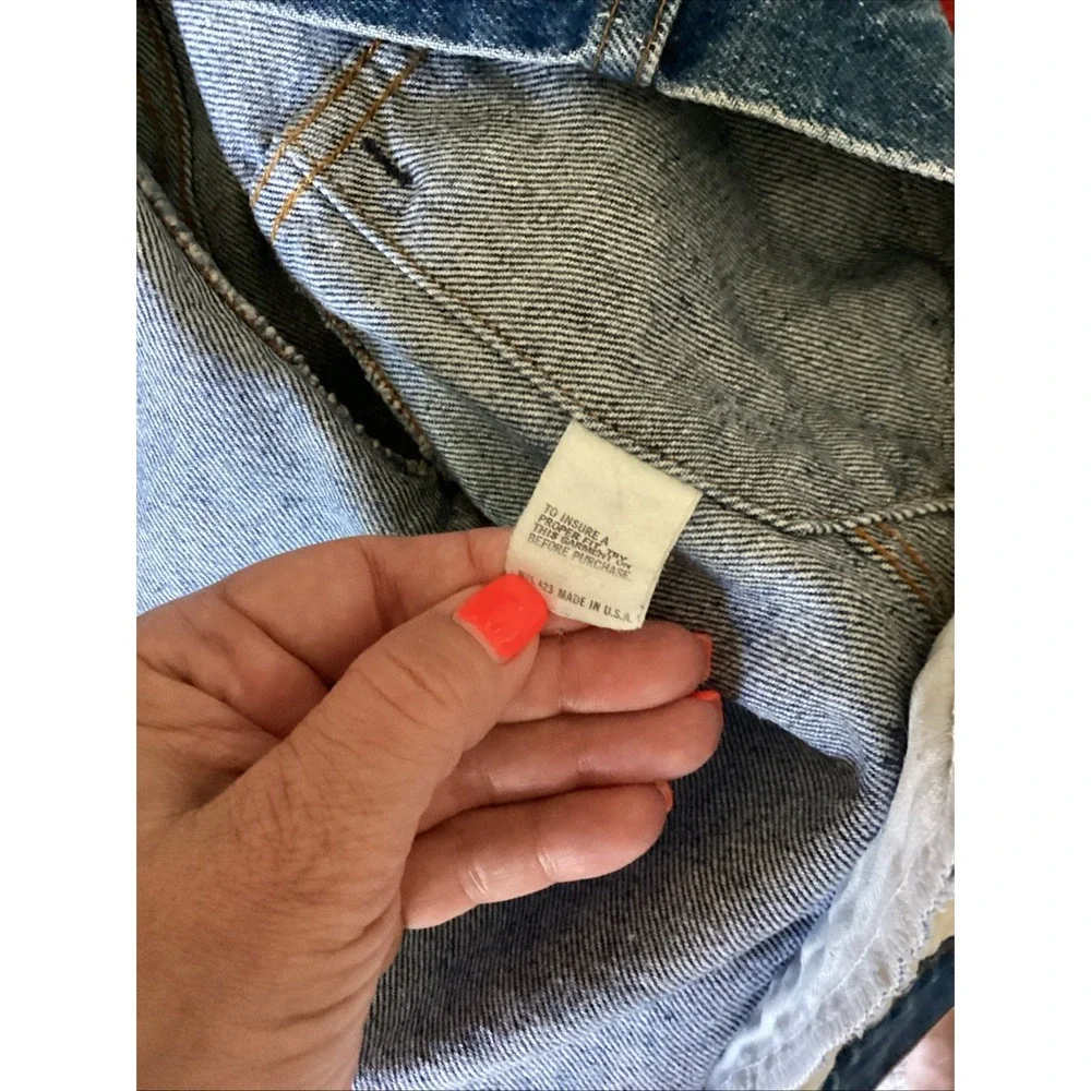Vintage Levi's Trucker Denim Jacket 70505 0216 Size 46 Made In U.S.A